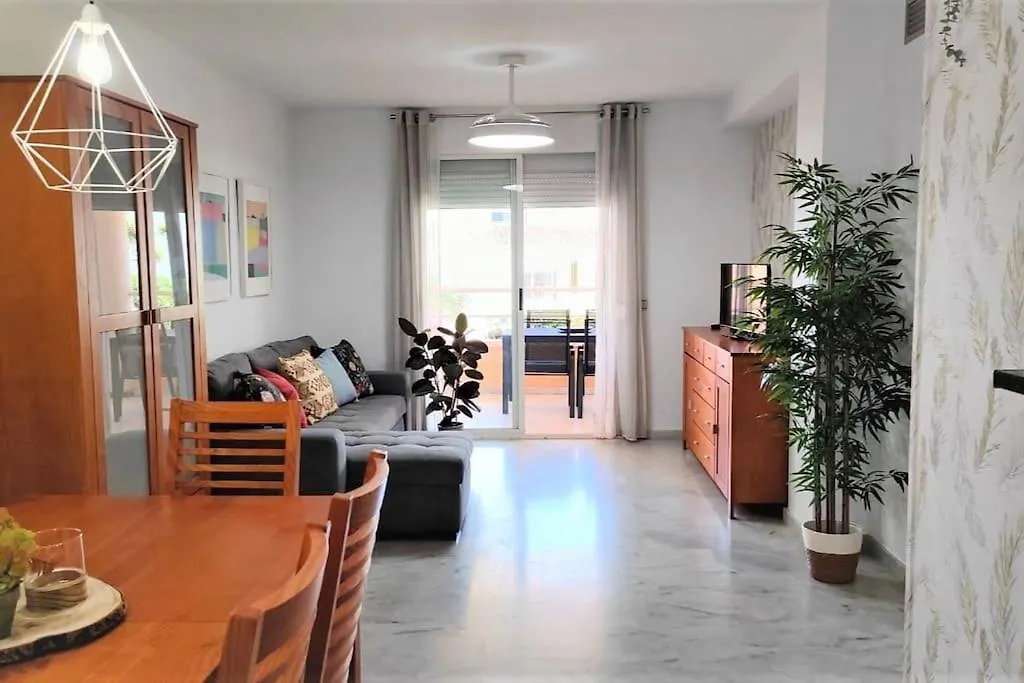 Apartamento En Primera Linea De Playa, Frente Al Puerto De Aguadulce