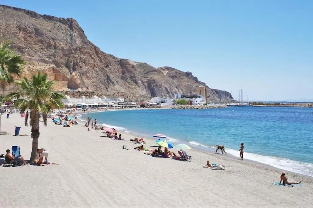Apartamento En Primera Linea De Playa, Frente Al Puerto De Aguadulce
