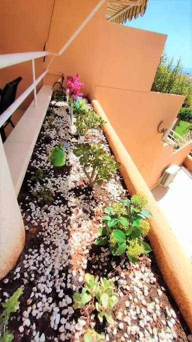 Apartamento En Primera Linea De Playa, Frente Al Puerto De Aguadulce España